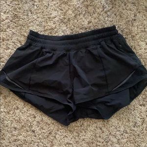 Lululemon Hotty Hot Short 2.5in Black